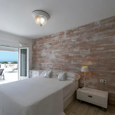 German 114 By Bookmenorcavillas Sea Views Lägenhet *